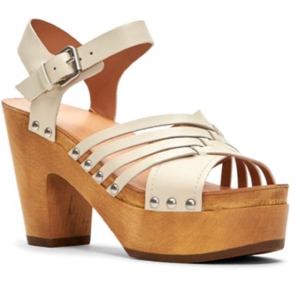 [Frye & Co.] NWT platform sandals white